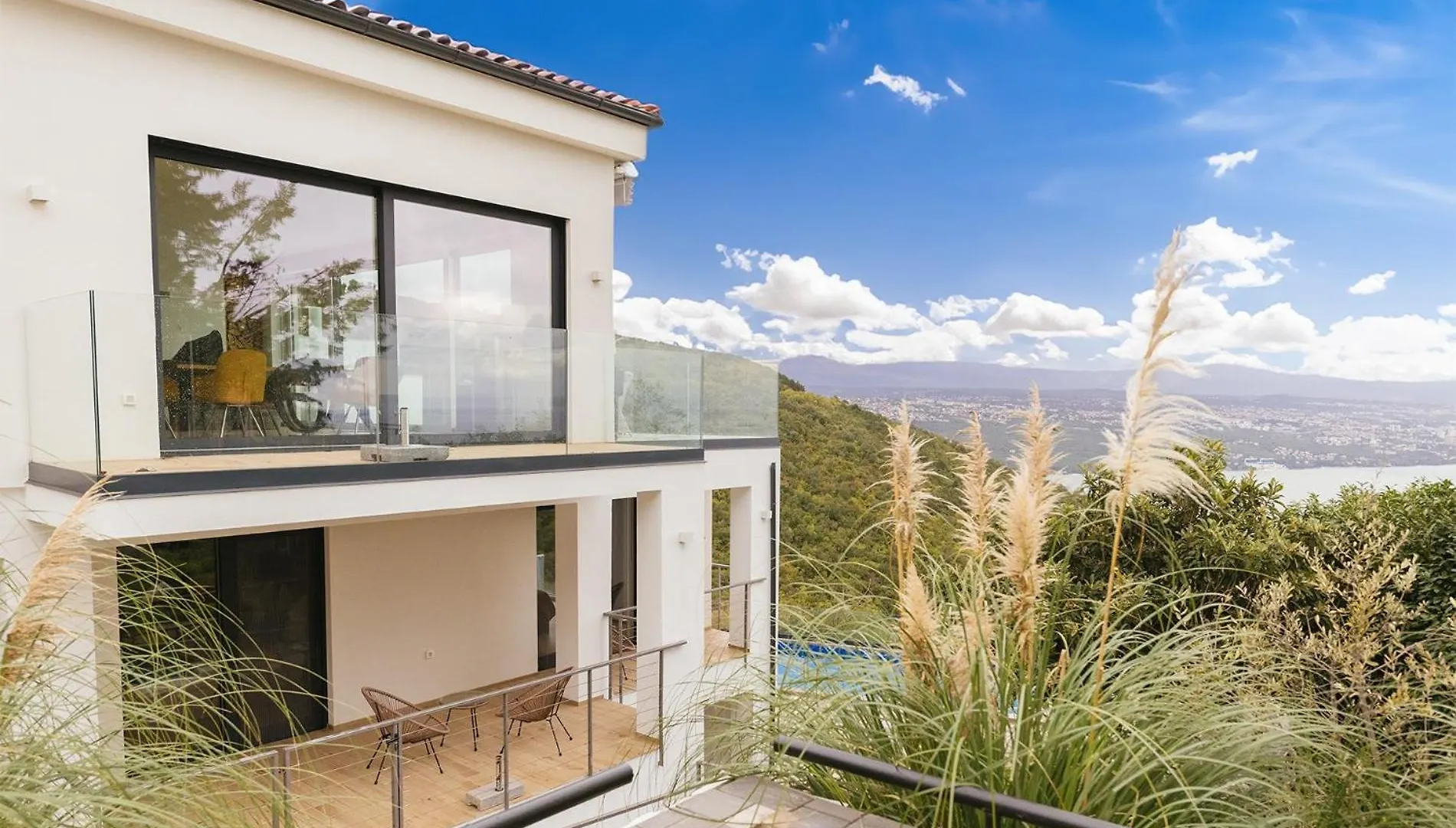 Villa White Pearl Opatija Haus A Mit Meerblick Und Pool Veprinac