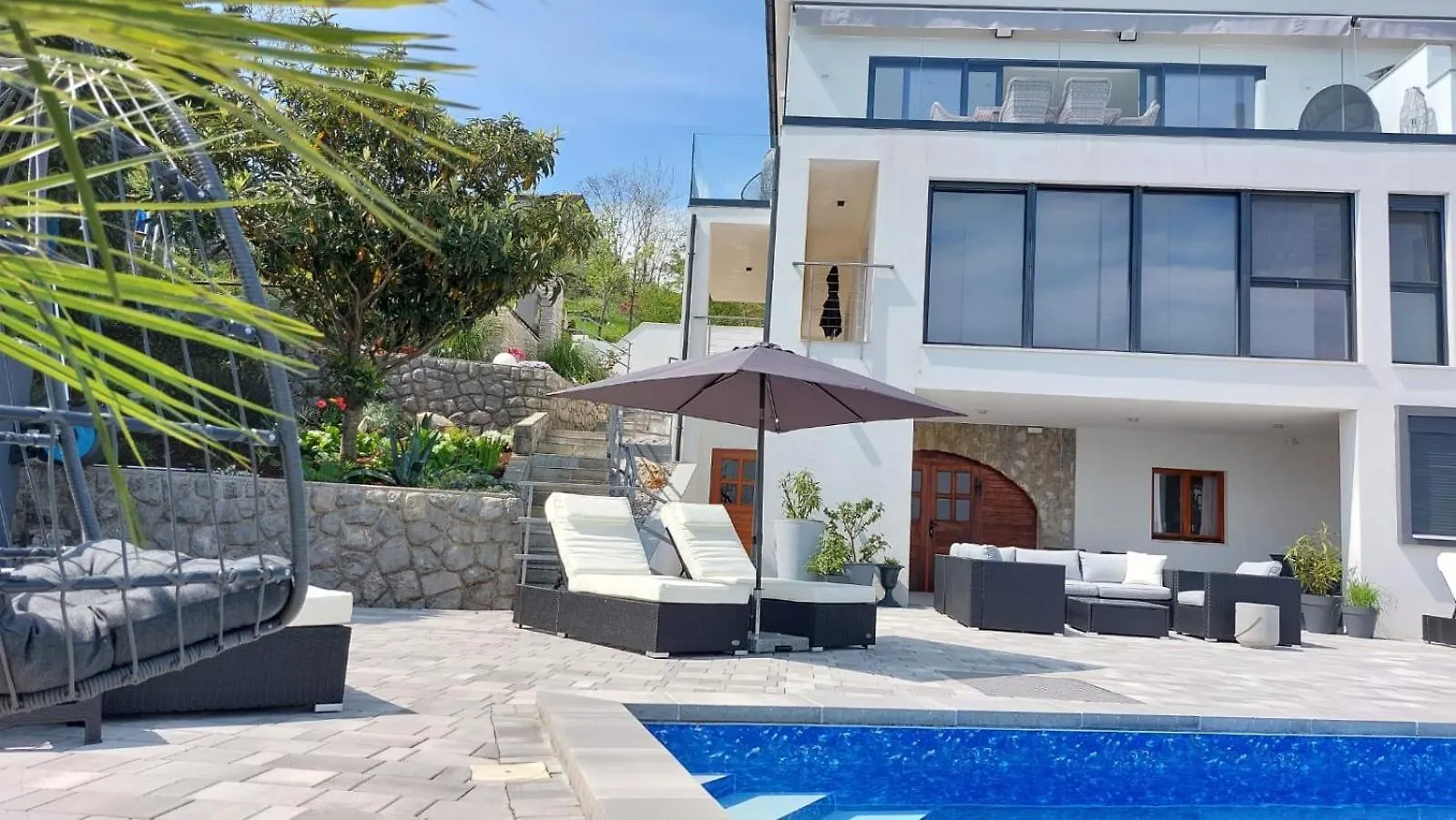 Villa White Pearl Opatija Haus A Mit Meerblick Und Pool Veprinac Croatia