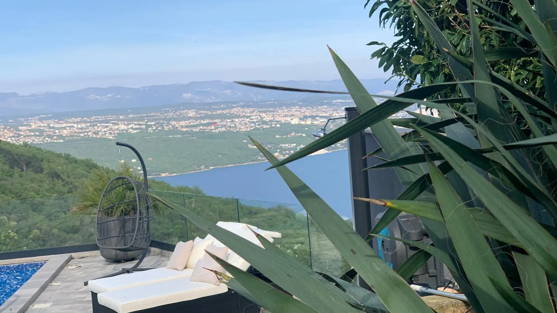 Villa White Pearl Opatija Haus A Mit Meerblick Und Pool Veprinac