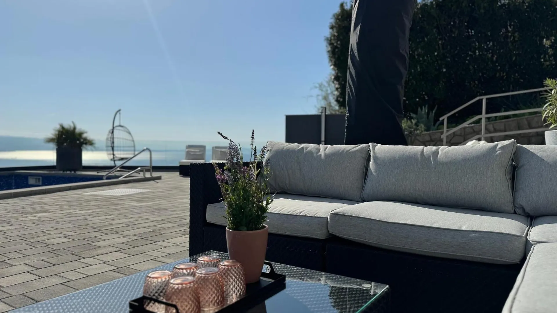 Villa White Pearl Opatija Haus A Mit Meerblick Und Pool Veprinac Croatia